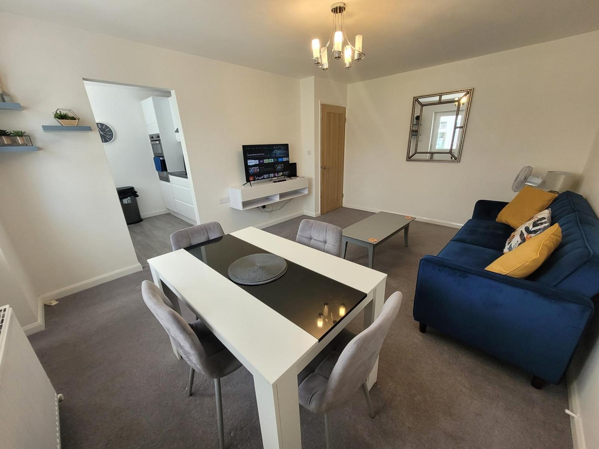 Bumblebee Bungalow - With Separate Office And Gaming Space By Catchpole Stays Colchester Zewnętrze zdjęcie